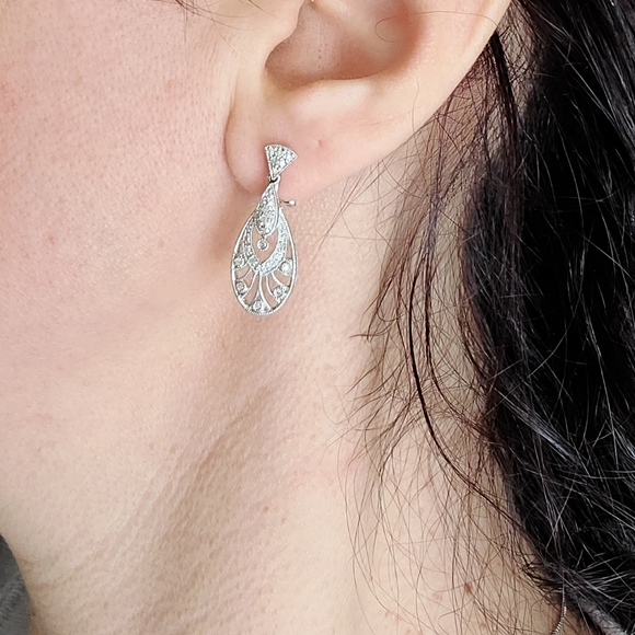 White 14K Gold with Dimonds earrings - Picture 16 of 16